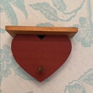 Hand Made Heart Shelf w Peg